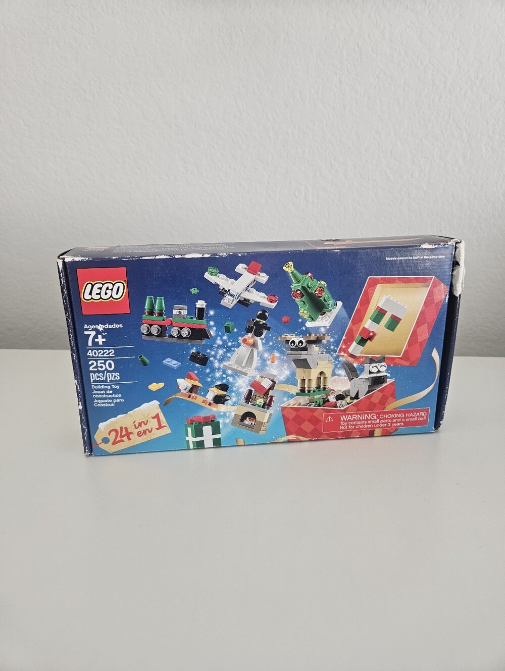 Lego | 40222 Holiday Countdown Calendar 24 in 1 250 Pieces Ages 7+ Open Box